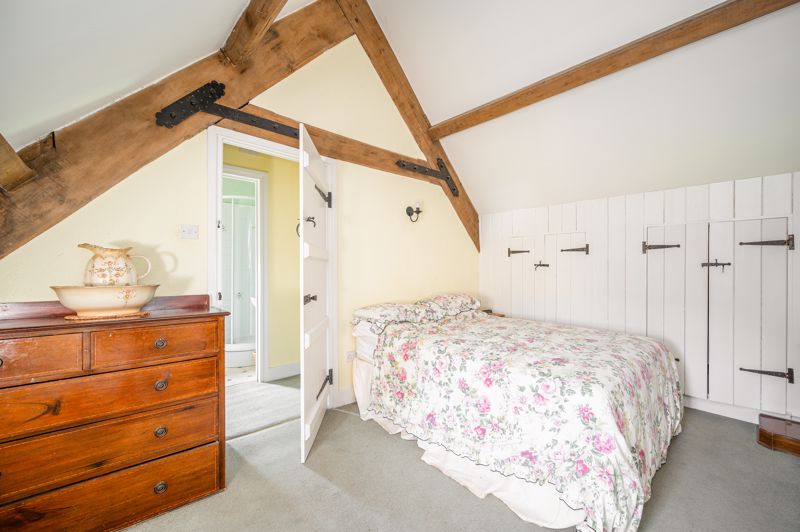 Bedroom- click for photo gallery